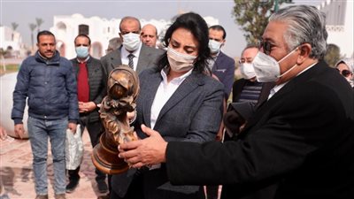 نائبة وزير السياحة: قرية الفواخير لديها فرص استثمار هائلة