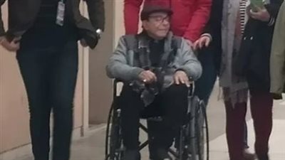 سمير صبري يكشف أسباب ظهوره بكرسي متحرك في معرض الكتاب