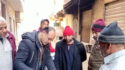 محافظ الدقهلية يوجه بتقديم إعانات عاجلة لأسرة احترق منزلها في بسنديلة (صور) 