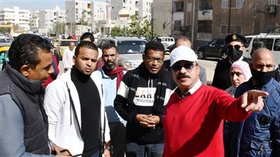 محافظ أسوان: سحب المحلات الغير مستغلة بالمحمودية والمصادرة النهائية لمضبوطات الاشغالات