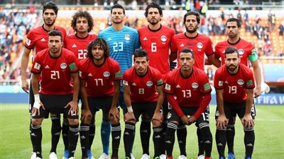 جماهير سوهاج يتوافدون على المقاهي لمساندة المنتخب الوطني (فيديو)