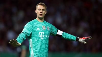 نوير يغيب عن بايرن ميونخ لأسابيع بسبب عملية جراحة