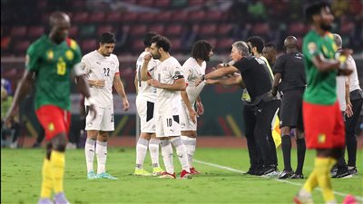 قبل نهائي إفريقيا بين مصر والسنغال.. عاشور × زيزو!