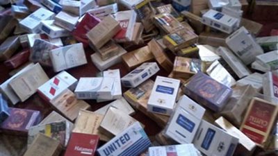 التحفظ على 1500 عبوة سجائر وأدخنة مختلفة داخل محل بالإسكندرية 