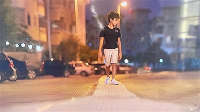 مشهد قاسي للطفل حمزة إيهاب نجل رانيا يوسف في 