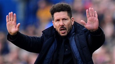 سيميوني يطالب أتلتيكو مدريد بضم نجم باريس سان جيرمان