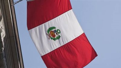 مصرع 20 شخصا إثر سقوط حافلة من علو 100 متر ببيرو