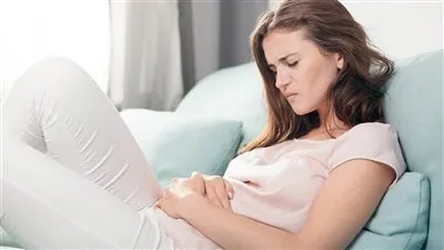 أستاذ أوبئة: اللقاحات قد تؤدي لاضطراب الدورة الشهرية لدى النساء (فيديو)