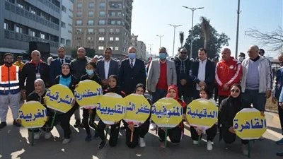 محافظ القليوبية يطلق إشارة بدء مهرجان المشي للفتيات - صور