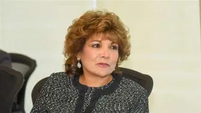 وزيرة الهجرة عن تصدر 