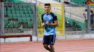  إسلام عيسى يعبر عن سعادته بعد فوز بيراميدز على أهلي طرابلس