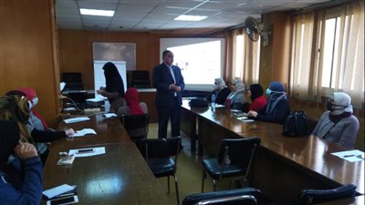 الصحة: تدريب 8000 صيدلي على 10 برامج علمية 