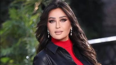 نبيلة عبيد تهنئ لطيفة بعيد الحب 