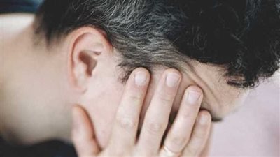 استشاري أعصاب: هناك 150 نوعا من الصداع.. والمسكن ليس علاجا (فيديو)