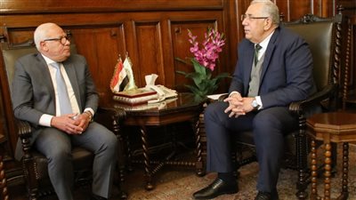محافظ بورسعيد يلتقي وزير الزراعة واستصلاح الأراضي لمتابعة مستجدات العمل بعدة مشروعات