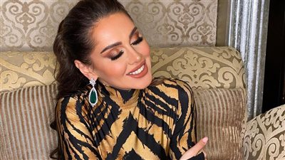 ياسمين رئيس تعلن انفصالها عن المخرج هادي الباجوري