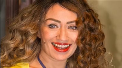 إيناس مكي: الفنان أصبح مستباحًا بسبب السوشيال ميديا