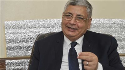 مستشار الرئيس يكشف مفاجأة عن نسبة تطعيم سكان إفريقيا بـ'لقاح كورونا'