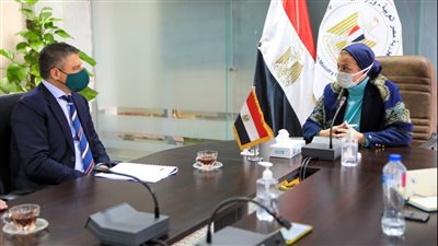 وزيرة البيئة تناقش مع شركة العالمية للطاقة التعاون بمجال تكنولوجيا الوقود