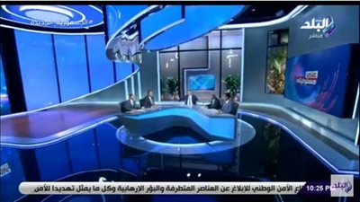 أحمد موسى يضطر للخروج إلى فاصل إعلاني بعد هذه المشادة بسبب الإيجار القديم (فيديو)