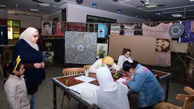 جامعة سوهاج تختتم البرنامج التدريبي لتصميم الأزياء والخط العربي للأطفال