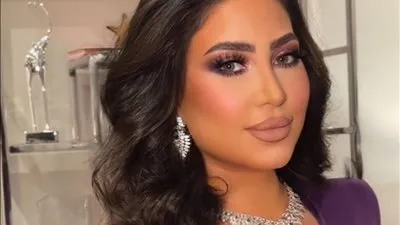 بإطلالة ساحرة بوسي تخطف الأنظار في أحدث ظهور لها (صور)