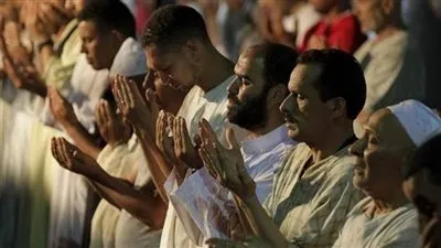 حقيقة إقامة صلاة التراويح بالمساجد في رمضان