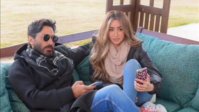 هنا الزاهد تروج لفيلمها الجديد 