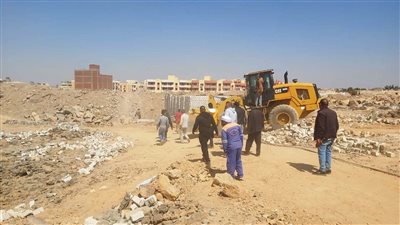 إزالة 37 حالة تعد بأسوان (صور)