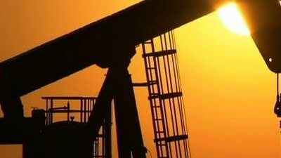 عاجل..أسعار النفط تقفز إلى 100 دولار للبرميل بعد الهجوم الروسي على شرق أوكرانيا