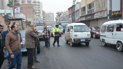 محافظ القليوبية يتفقد أعمال الرصف بمدينتي بنها والخانكة