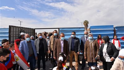 محافظ الإسماعيلية يفتتح شارع المعرفة 