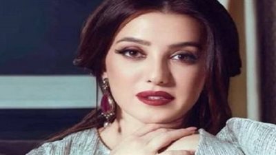 بهذه الكلمات.. كندة علوش تهنئ شام الذهبي بزواجها 