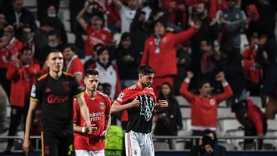 إنها الحرب.. نجم منتخب أوكرانيا يدعم بلاد ضد روسيا