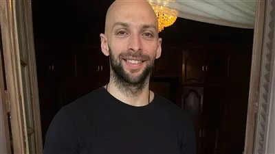 هاني سمير متزوج من دينا الشربيني في مسلسل آخر دور (خاص)