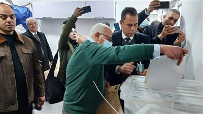 محافظ بورسعيد يدلي بصوته فى انتخابات نقابة المهندسين الفرعية