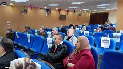 الإدارات الصحية بالدقهلية تناقش خطة تطعيم الطلاب ضد فيروس كورونا