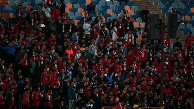 بعد هدف المريخ.. جماهير الأهلي تهاجم لاعبي الفريق 