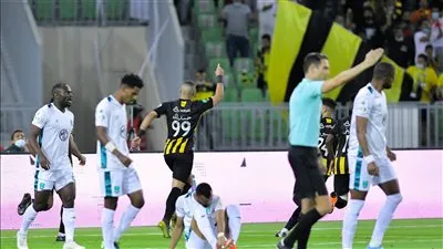 هاتريك حمدالله يقود الاتحاد لعبور الأهلي في قمة الدوري السعودي (فيديو)