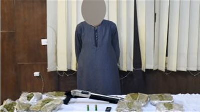 ضبط عنصر إجرامى بحوزته 5 كيلو من مخدر الهيدرون بالصف 