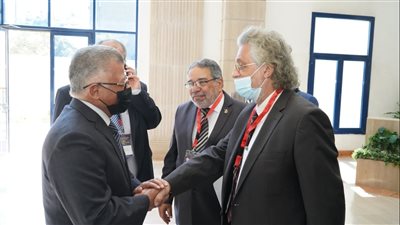 هيئة الاعتماد والرقابة الصحية تشارك في مؤتمر نقابة الأطباء الأول 