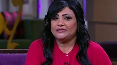 بدرية طلبة تكشف سر هجومها على زوج منة عرفة (فيديو)