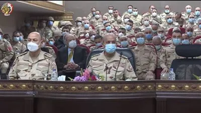 وزير الدفاع يشهد المرحلة الرئيسية لمشروع مراكز القيادة التعبوي 