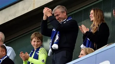 رسميًا.. أبراهموفيتش يُقرر بيع تشيلسي