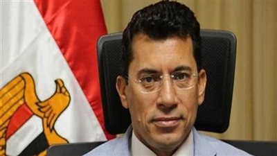 وزير الرياضة يحسم الجدل حول مشاركة محمد صلاح مع المنتخب أمام السنغال