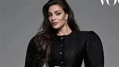 بفستان أسود جذاب.. نادين نجيم تبهر متابعيها بأحدث إطلالة