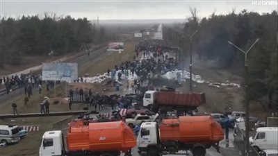  لحماية محطة الطاقة النووية.. سكان مدينة إنيرهودار يشكلون سلسلة بشرية