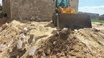 إزالة 24 بناء مخالفا على الأراضي الزراعية وأملاك الدولة بالجيزة