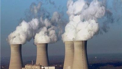 رئيس المحطات النووية السابق: ردود الفعل حول حريق مبنى زابوريجيا 