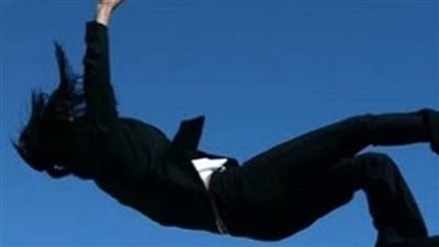 بسبب إصابتها بكورونا.. انتحار سيدة قفزا من الطابق التاسع بمصر القديمة 